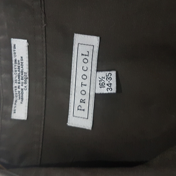 Protocol Men's Dress shirt - Picture 3 of 4